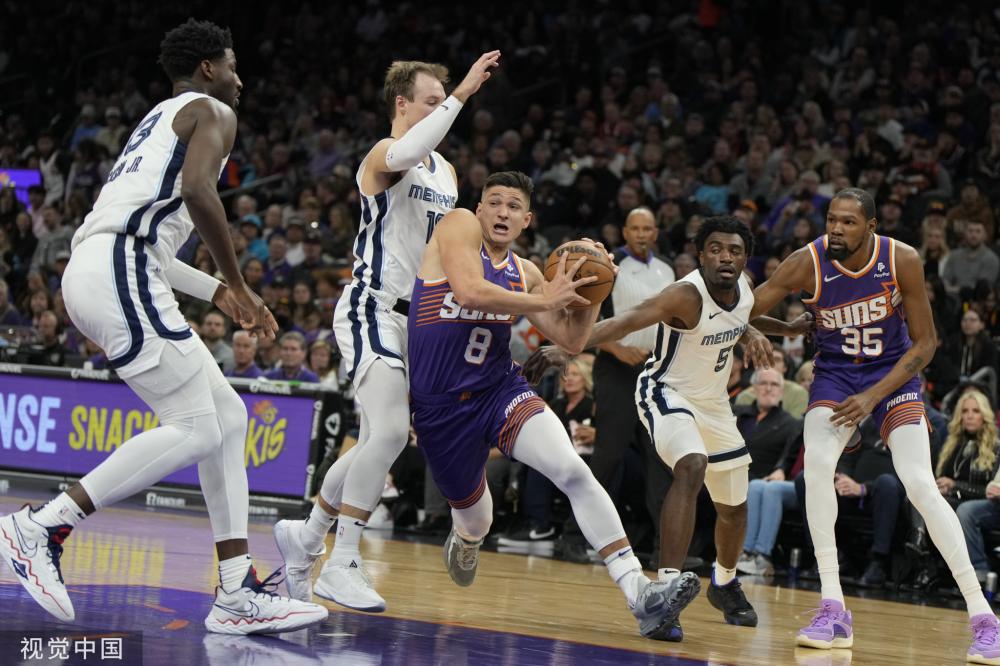 这位年轻球 这位年轻球